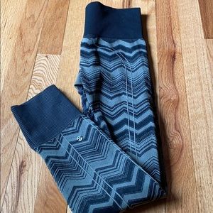 Lululemon leggings- never worn!